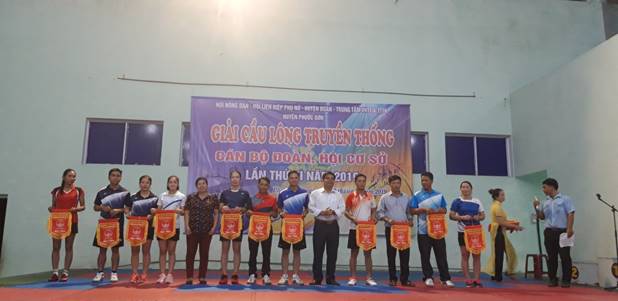 Sôi nổi giải cầu lông truyền thống cán bộ Đoàn, Hội cơ sở lần thứ III năm 2019.