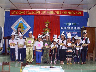 Trường TH Nguyễn Bá Ngọc tổ chức Hội thi :Giao lưu tiếng Việt của chúng em