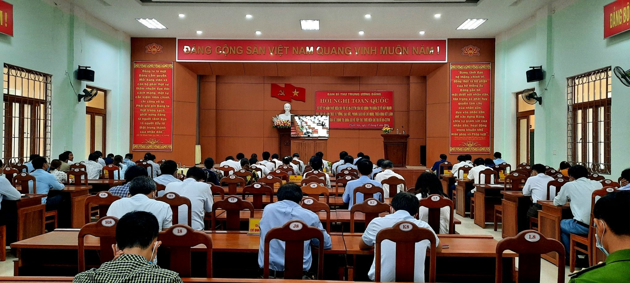Hội nghị trực tuyến toàn quốc sơ kết 5 năm thực hiện  Chỉ thị 05 của Bộ Chính trị