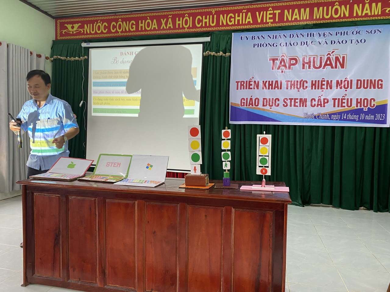 Tập huấn triển khai giáo dục STEM cấp tiểu học