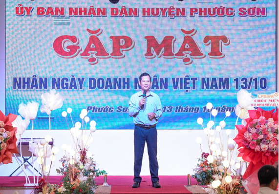 UBND huyện tổ chức gặp mặt các doanh nghiệp Nhân kỷ niệm ngày Doanh nhân Việt Nam 13/10