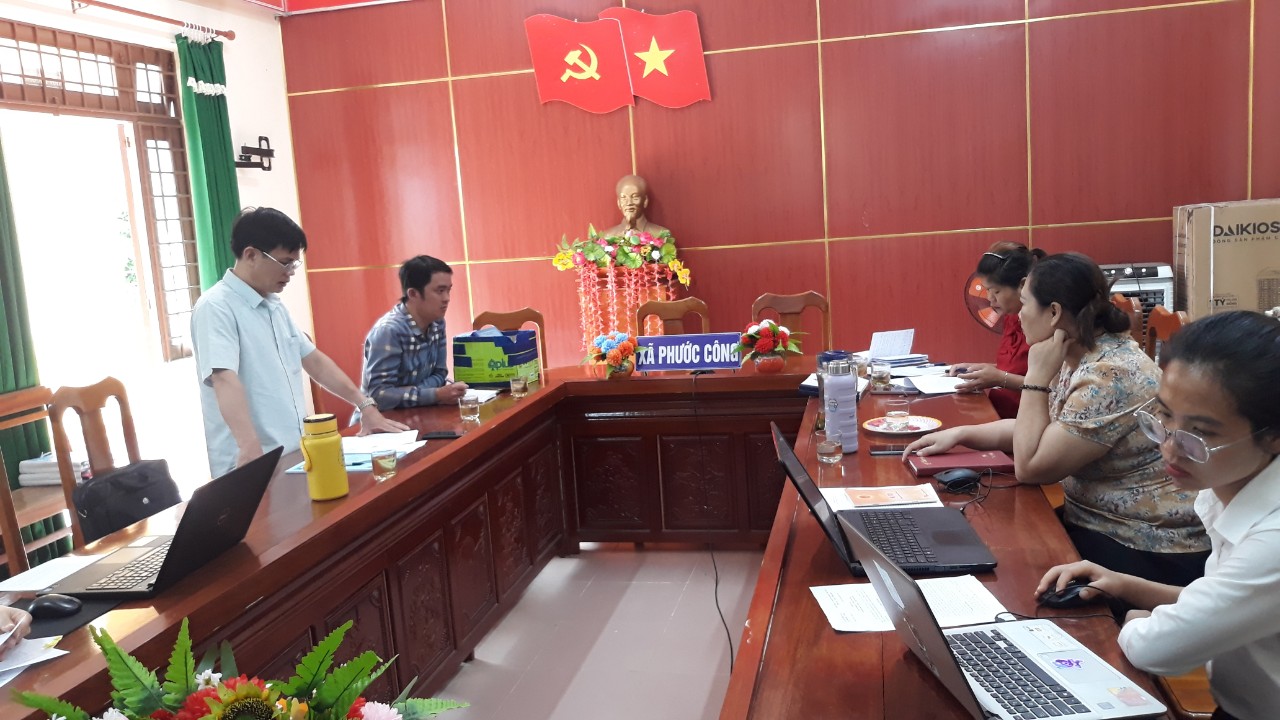 Phòng Tư pháp thực hiện Kiểm tra công tác Tư pháp 6 tháng đầu năm 2024 tại UBND xã Phước Chánh và Phước Công.