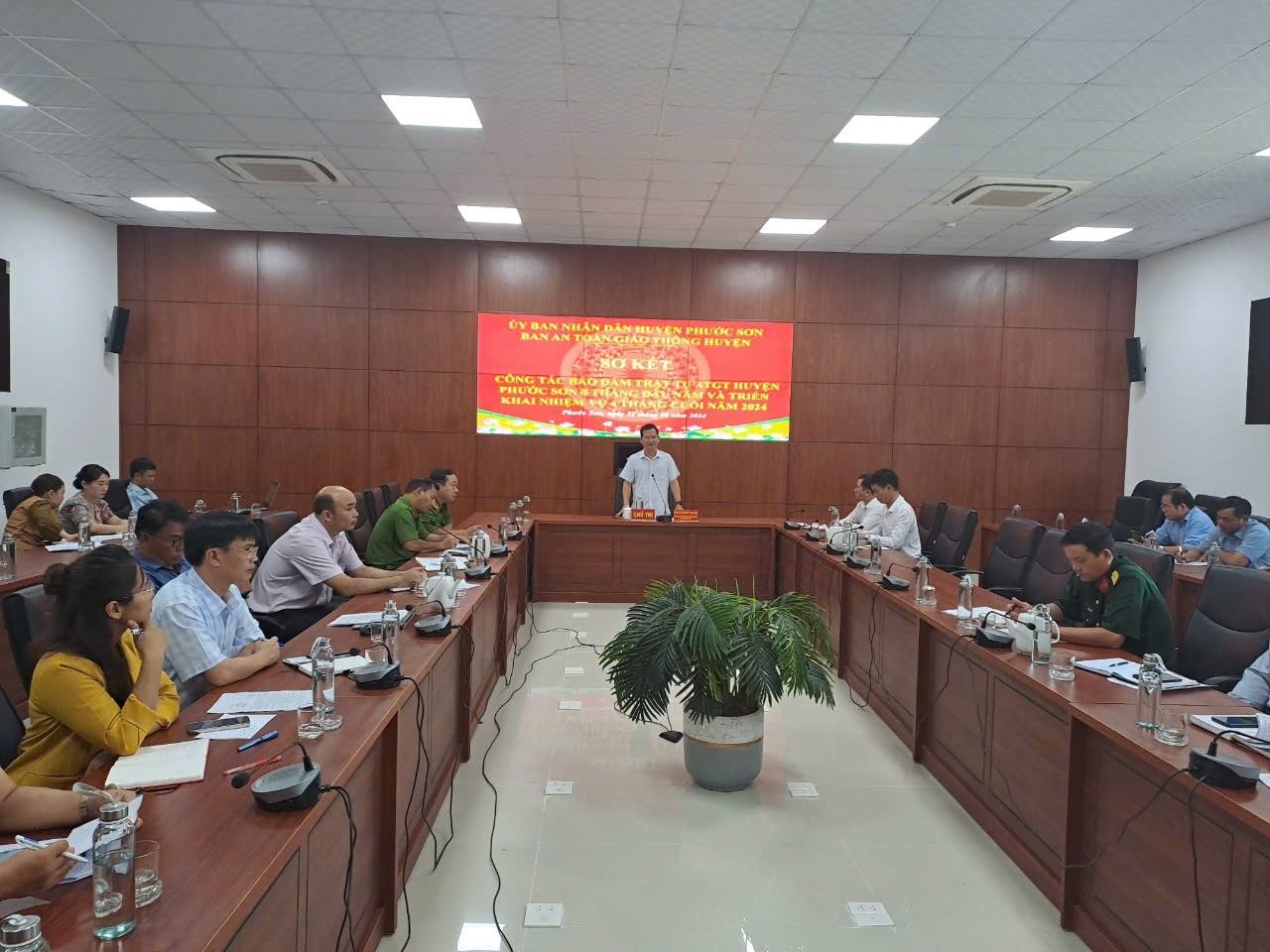 Ban An toàn giao thông huyện Phước Sơn tổ chức Hội nghị sơ kết công tác bảo đảm trật tự an toàn giao thông 8 tháng đầu năm 2024