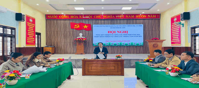 Tổng kết công tác phối hợp giữa Ủy ban MTTQ và các tổ chức chính trị - xã hội, tổng kết khối thi đua năm 2024; triển khai nhiệm vụ và ký kết thi đua năm 2025.