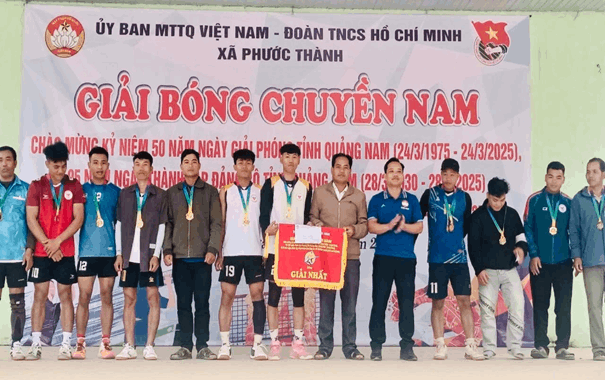 Phước Sơn: Các khu dân cư trên địa bàn huyện sôi nổi tổ chức sinh hoạt chính trị