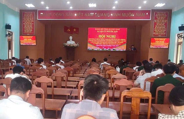 Huyện ủy Phước Sơn: Hội nghị trực tuyến sinh hoạt chính trị kỷ niệm 50 năm ngày giải phóng tỉnh Quảng Nam, 95 năm ngày thành lập Đảng bộ tỉnh Quảng Nam và triển khai một số văn bản của Đảng