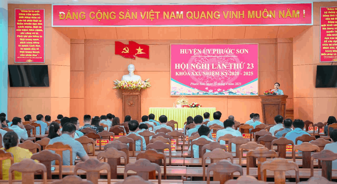Huyện ủy Phước Sơn tổ chức Hội nghị lần thứ 23